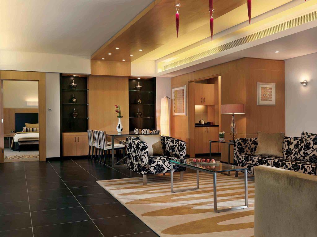 Hala Arjaan By Rotana, Deluxe Hotel Apartments Abu Dhabi Room photo